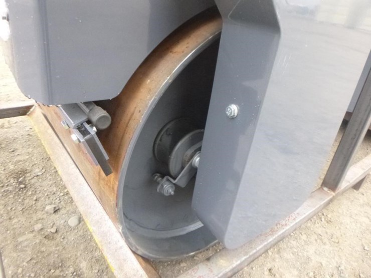 sdlool-sl1000-tandem-vibratory-roller-image-9