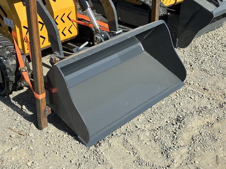 2025-sdlanch-sdll60-skid-steer-loader-image-6