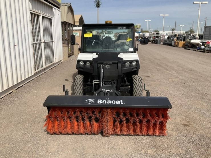 2013-bobcat-3650-image-3