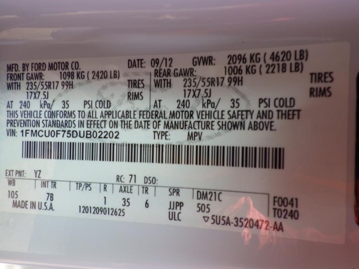 2013-ford-escape-image-16