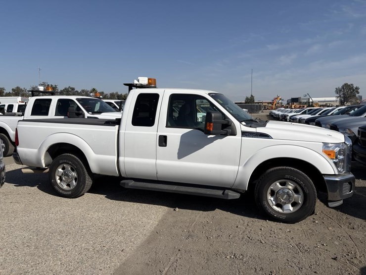 2011-ford-f250-image-8