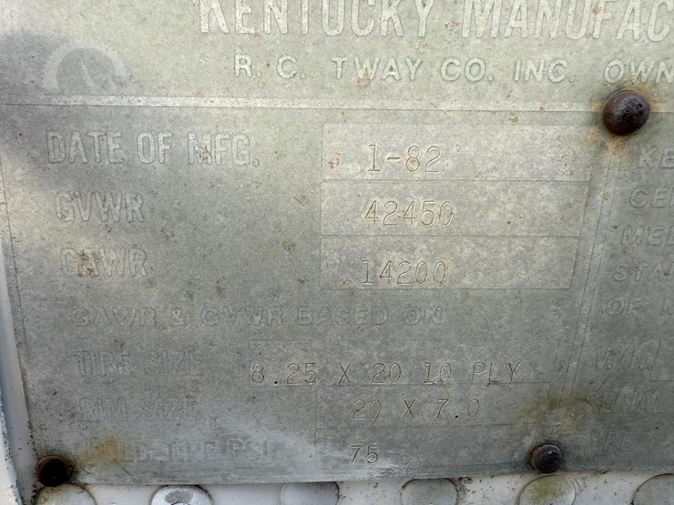 1982-kentucky-trailer-image-5