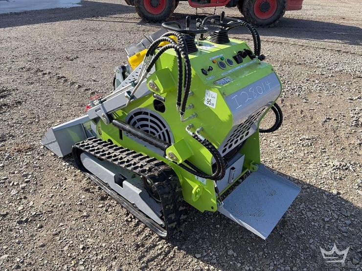 2025-ats-power-ats-t460-stand-on-track-loader-skid-steer-image-2