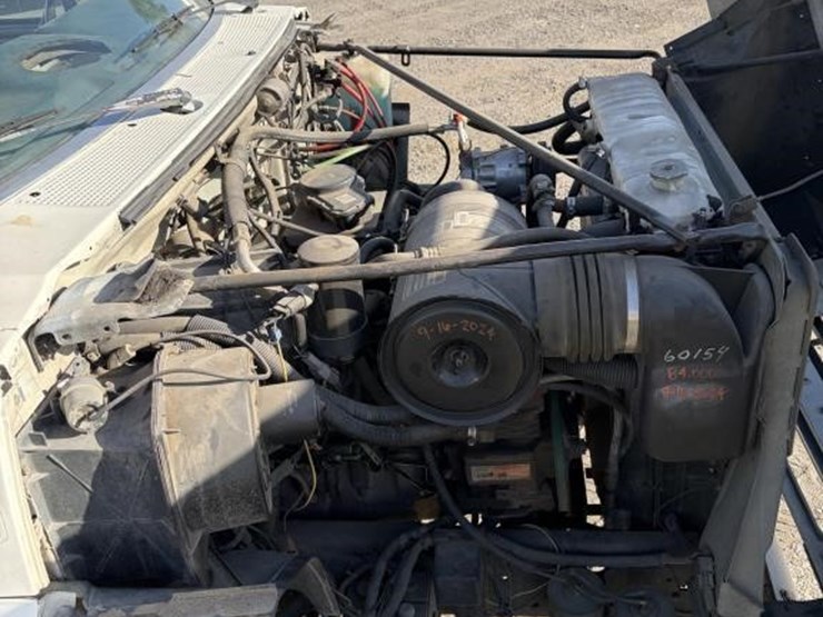 1993-ford-f700-image-7