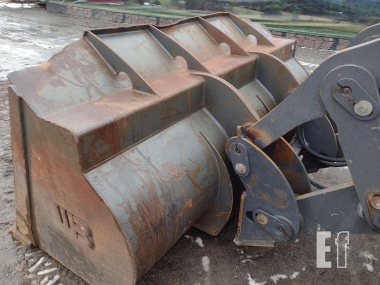 2016-case-721f-image-16