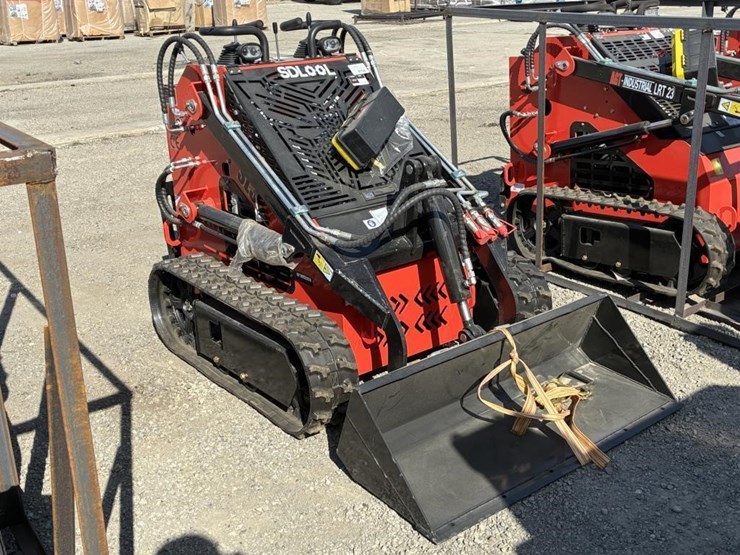 2025-sdlool-sl380r-skid-steer-loader-image-2