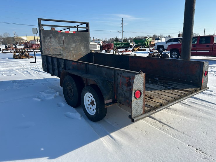 #37773-•-14’-t/a-steel-gooseneck-flatbed-trailer-image-4