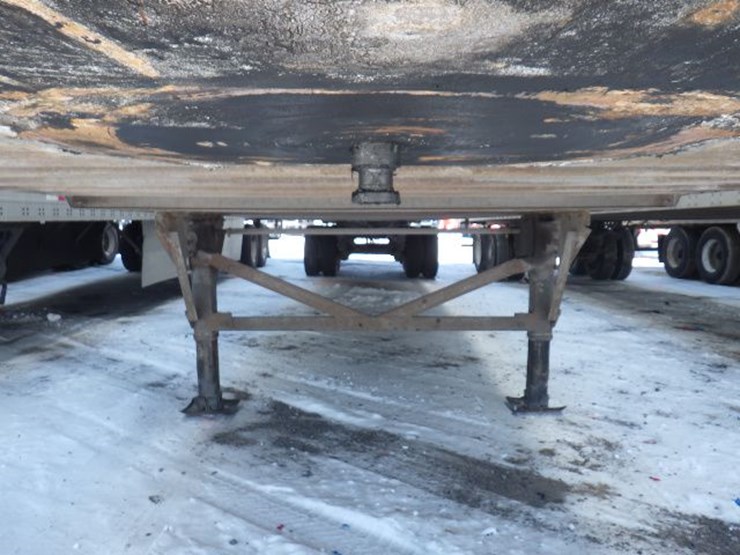 2016-great-dane-van-image-3