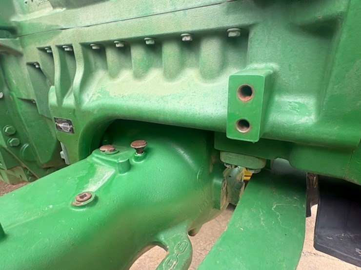 john-deere-8320r-image-42