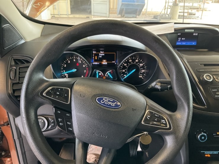 2017-ford-escape-image-16