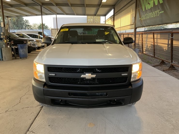 2009-chevrolet-silverado-1500-image-3