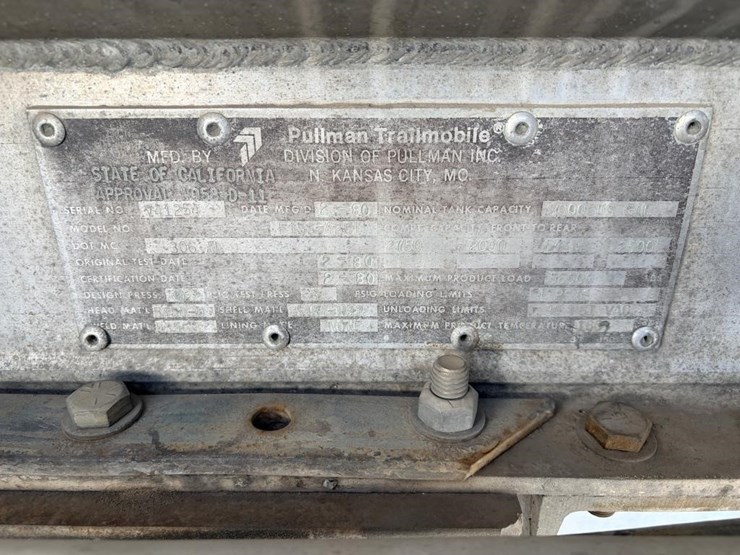 trailmobile-tanker-image-11