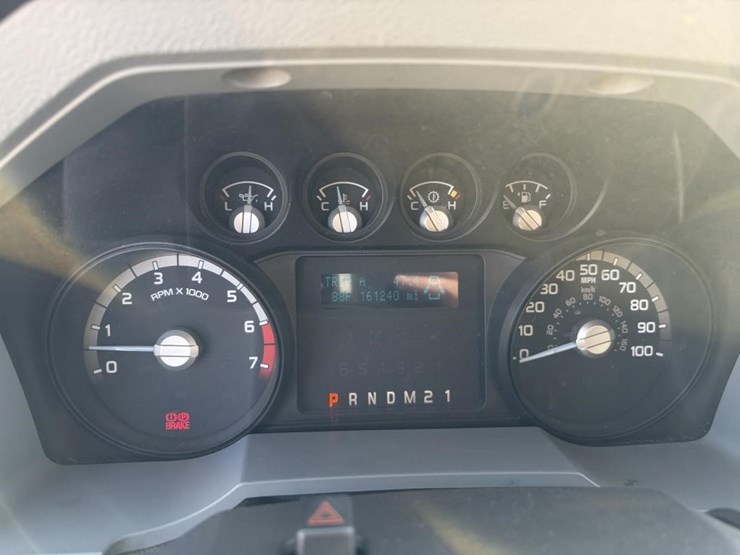 2011-ford-f250-image-13