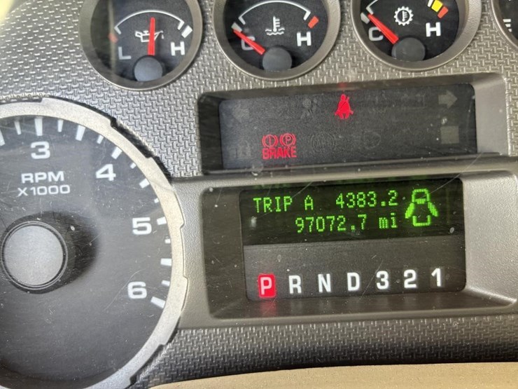 2008-ford-f350-image-18