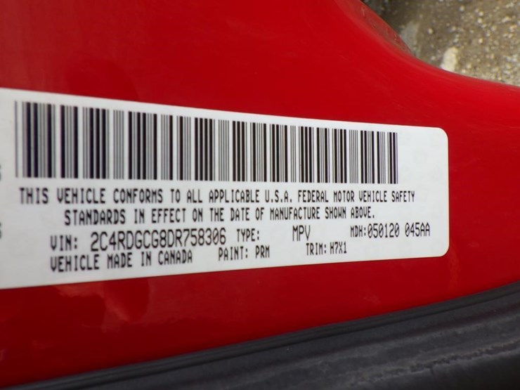 2013-dodge-grand-caravan-image-17