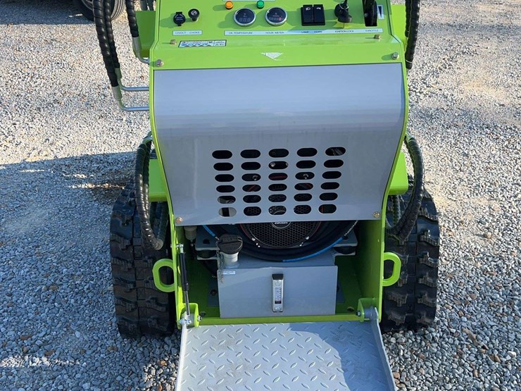 unused-mini-skid-steer-loader-image-12