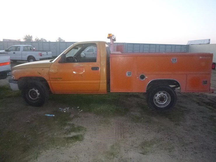 2001-dodge-ram-2500-image-5