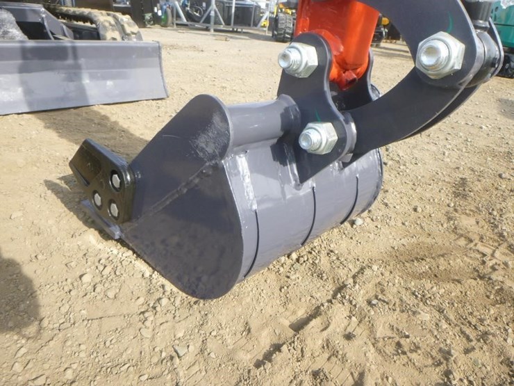 2025-agt-mx15rx-hydraulic-excavator-image-10