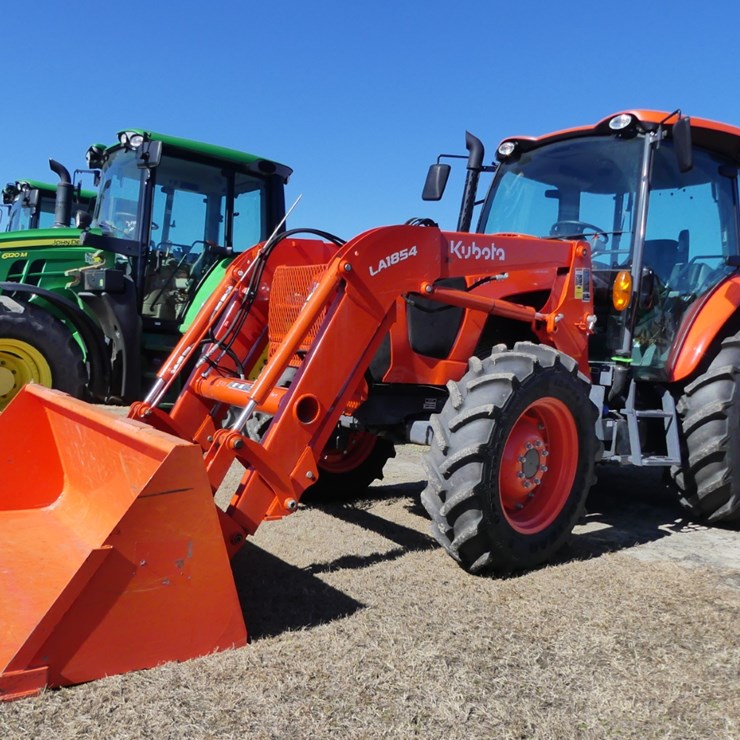 2022 KUBOTA M5-111