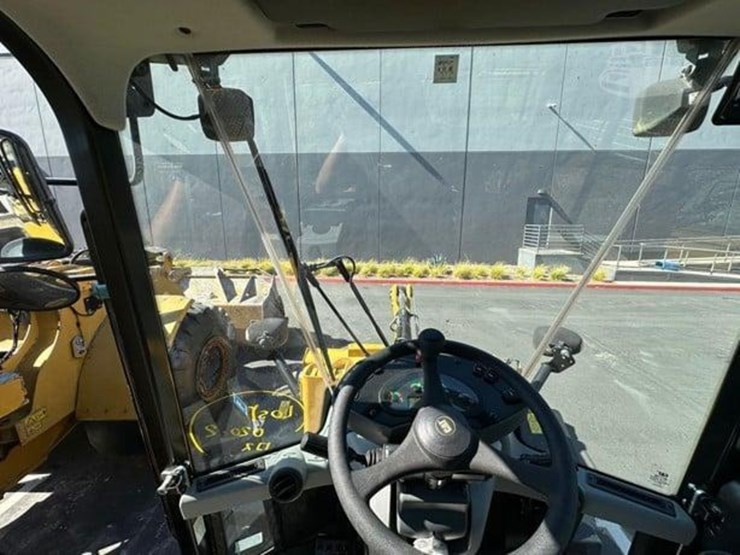 2018-caterpillar-910m-image-20