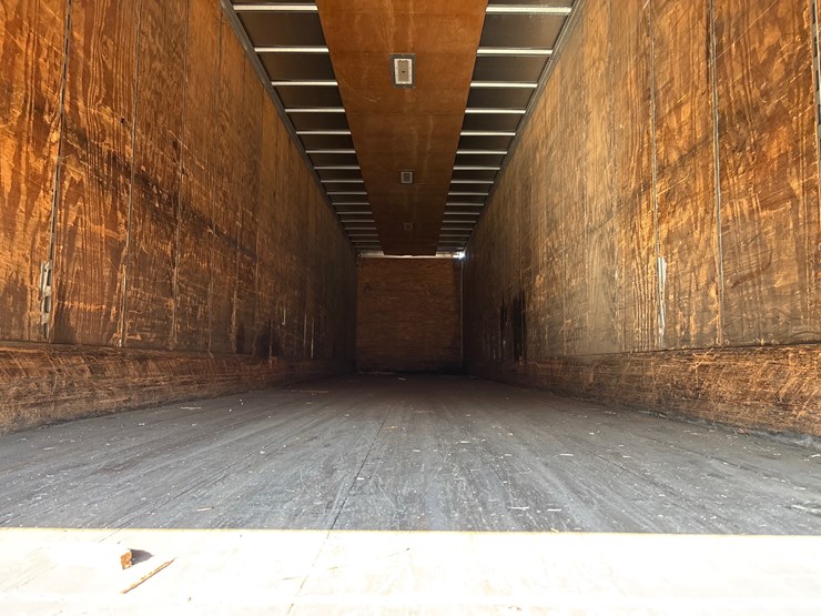 2015-great-dane-48ft-image-6