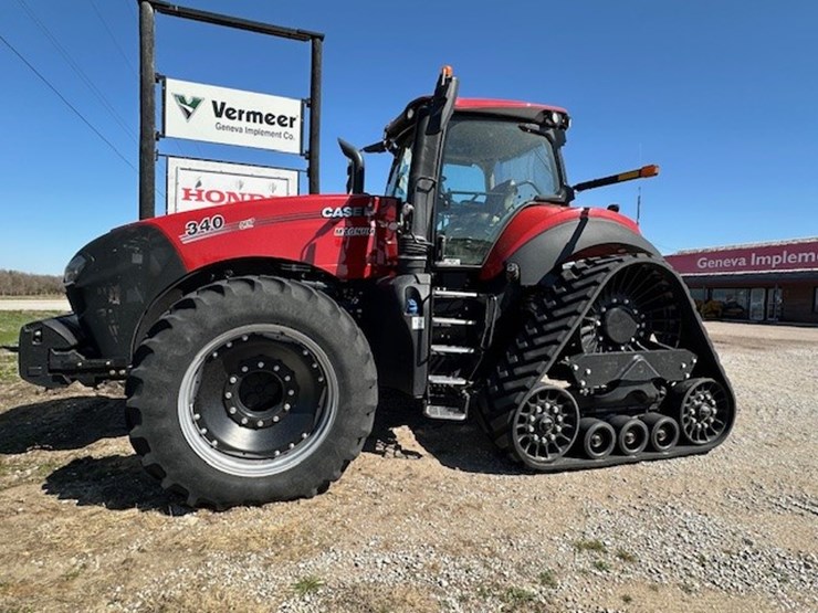 2021-case-ih-magnum-340-afs-connect-rowtrac-image-2