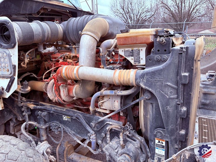 2016-kenworth-t800-image-59