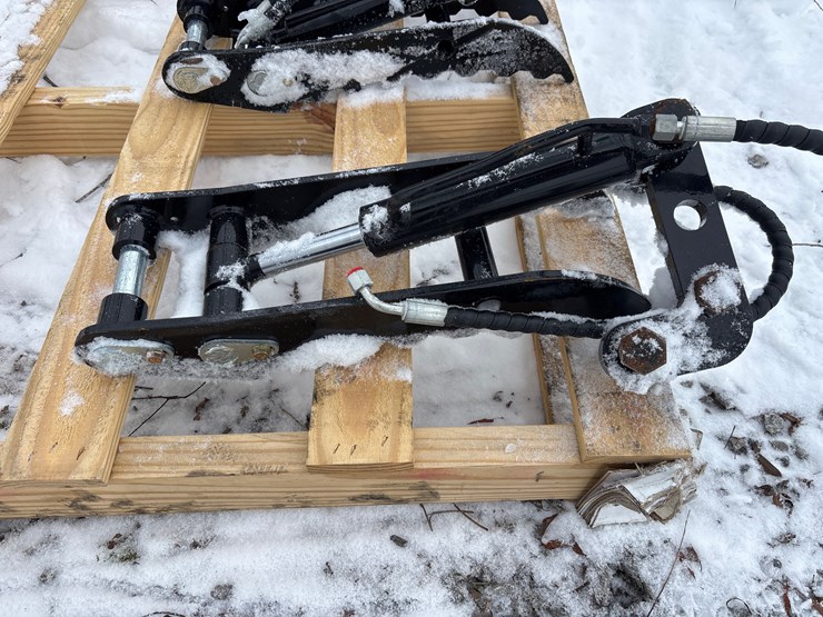 #4135-•-d1g.-hydraulic-thumb-image-1