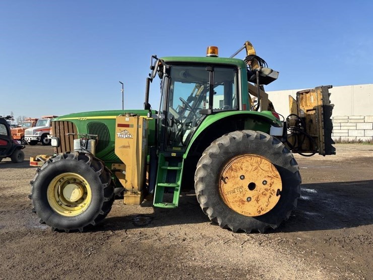 2005-john-deere-7220-image-5