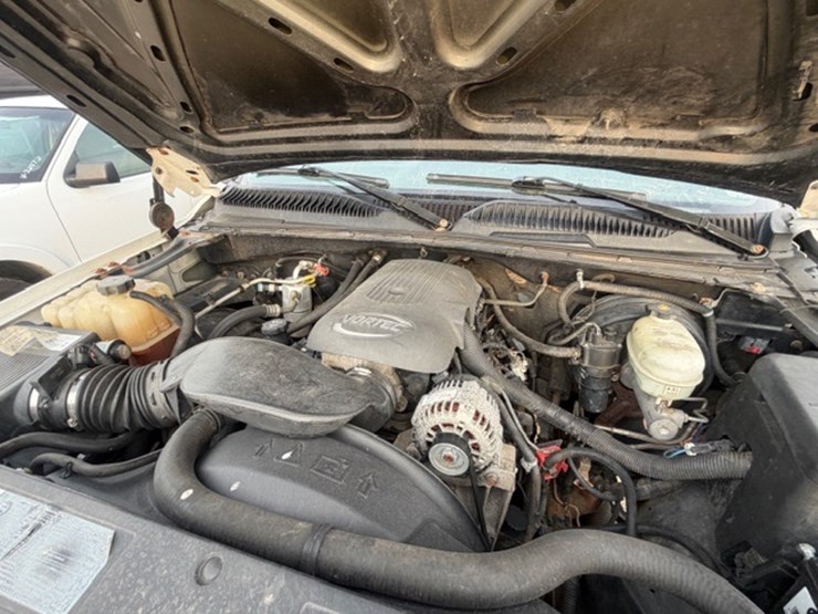 2004-gmc-1500-image-46