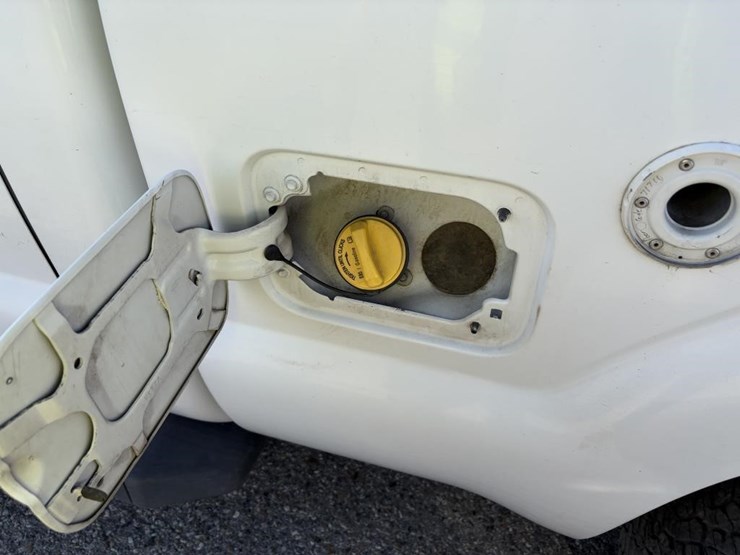 2011-ford-f250-image-32