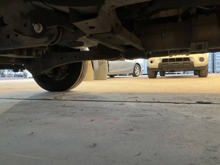 2017-ford-f550-image-28