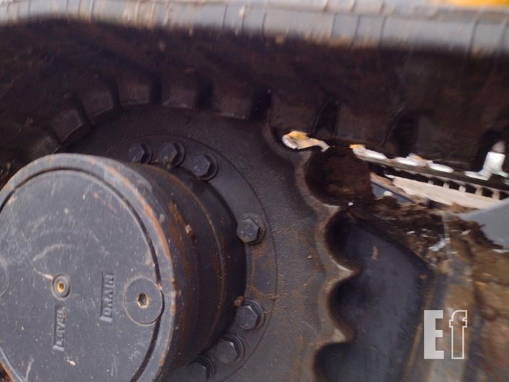 2023-deere-30g-image-37