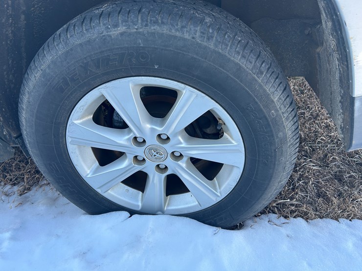 2011-toyota-highlander-image-5