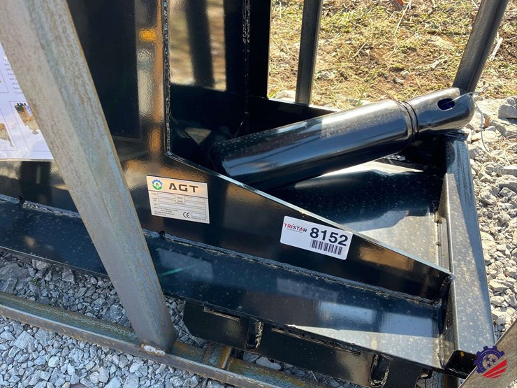 2026-agt-pd680-pz-skid-steer-breaker-attachment-image-8