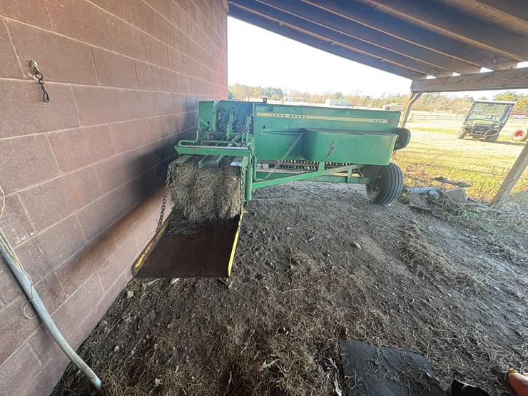 john-deere-336-image-3