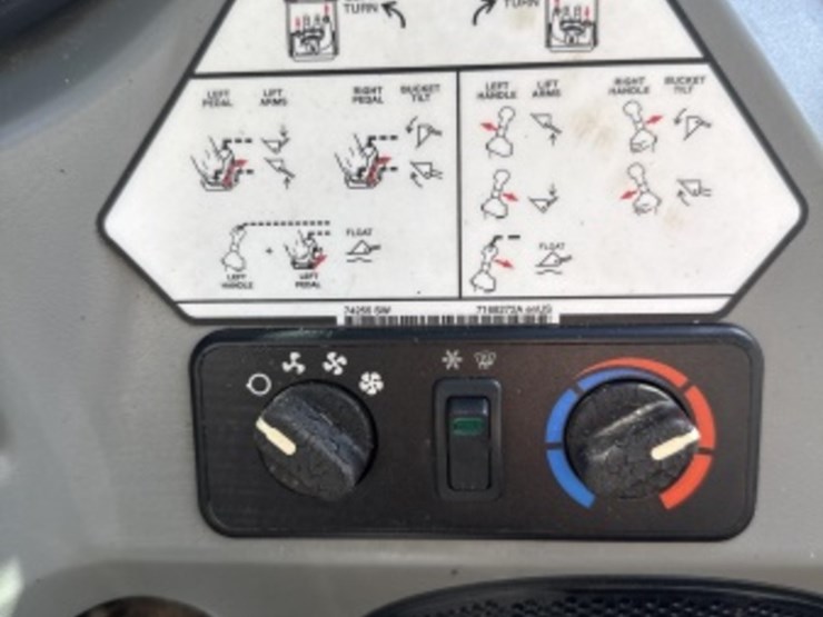 2017-bobcat-t650-image-27