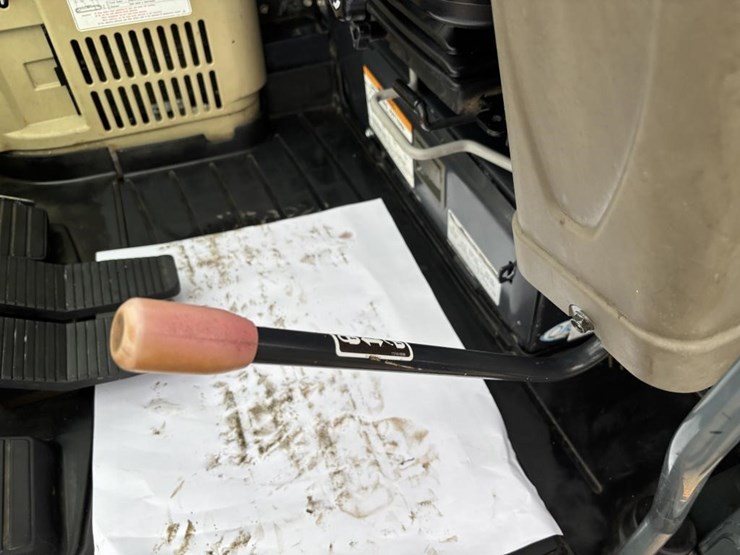 2016-mustang-800z-image-30