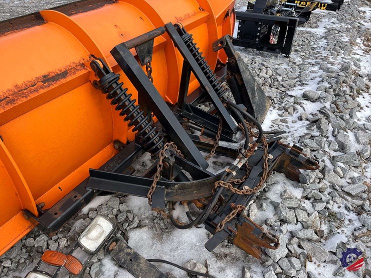 monroe-11’-snow-&-ice-plow-image-10