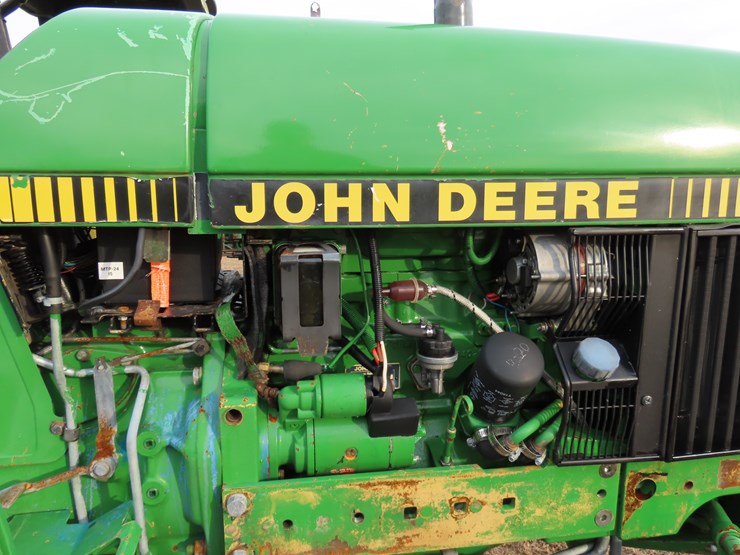 john-deere-2155-image-5