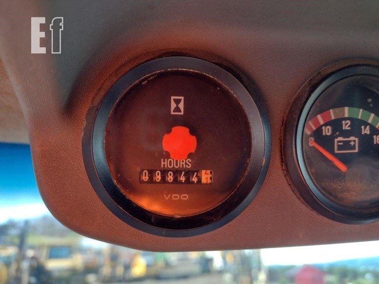 15-ford-f750-dump-truck^title^-image-10