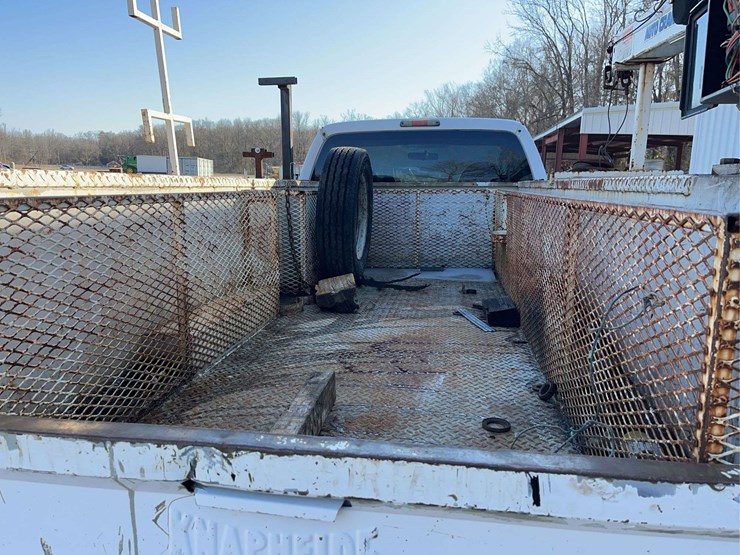 2009-ford-f550-image-13