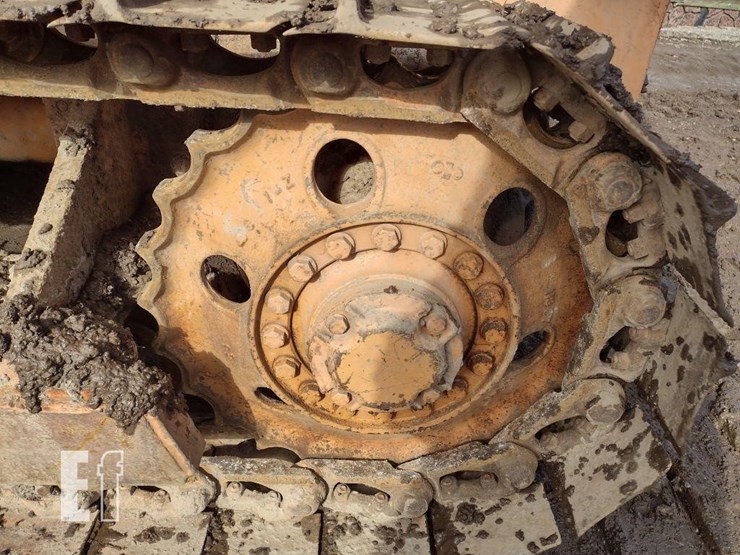 komatsu-d31a-17-image-19