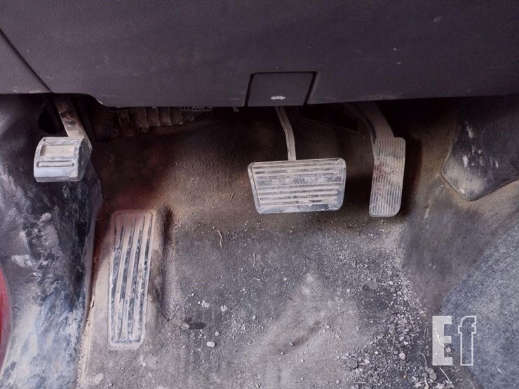 16-gmc-2500-truck^title^-image-7