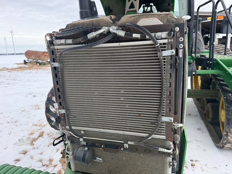 2015-john-deere-8370rt-image-18