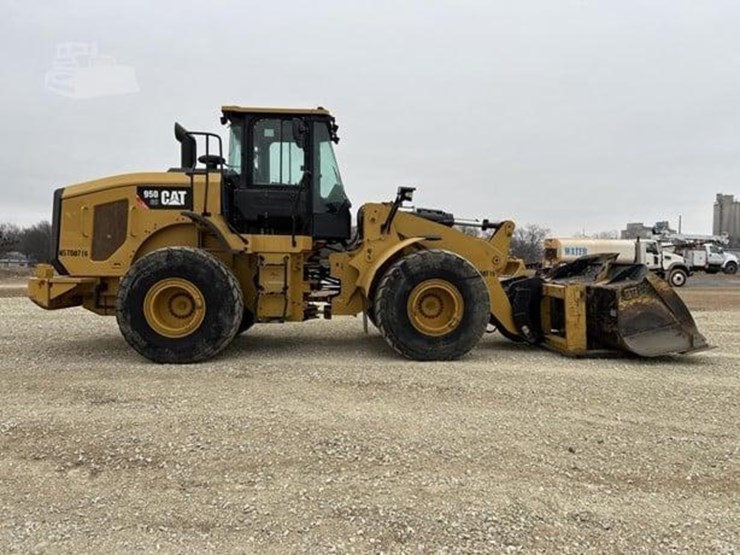 2018-caterpillar-950gc-image-3