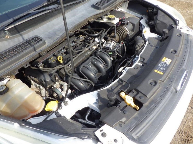 2013-ford-escape-image-11