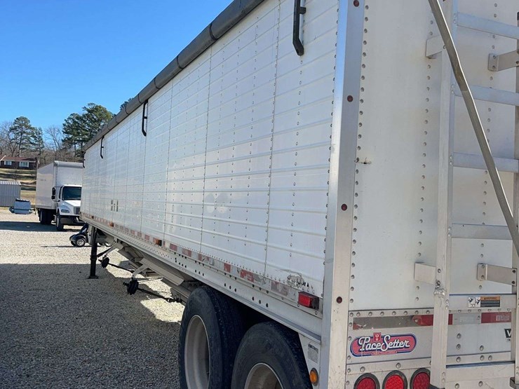 2010-wilson-hopper-bottom-image-6