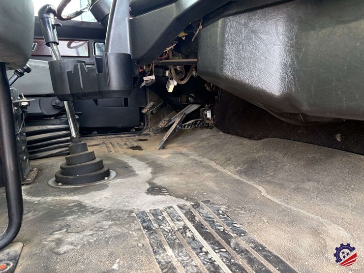 2021-western-star-4900ex-image-53