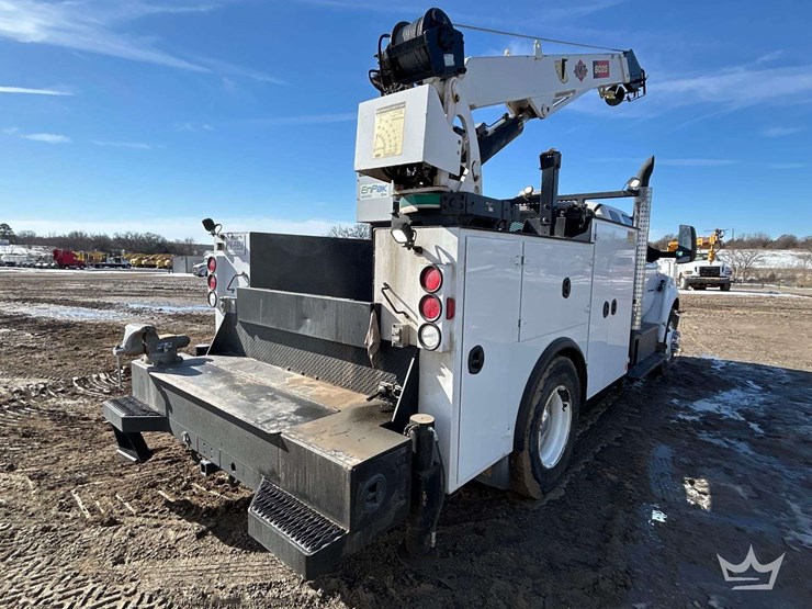 2018-ford-f750-image-4